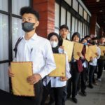Foto antrian pelamar kerja, diambil dari: Metrum.co.id