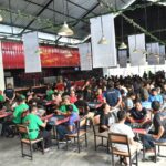 Peserta Turnamen Terbuka ORADO NTB 2026 bertanding pada kejuaraan domino di Meekow Mataram.