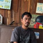 Atlet Lombok Tengah peraih medali Porprov NTB 2026 bersama pelatih usai pertandingan