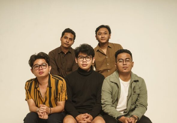 Foto personil band Juicy Juicy, diambil dari situs: https://www.kompas.com/hype/read/2022/01/05/205904766/juicy-luicy-jadi-bagian-dalam-youtube-rewind-2021-lewat-lagu-lantas