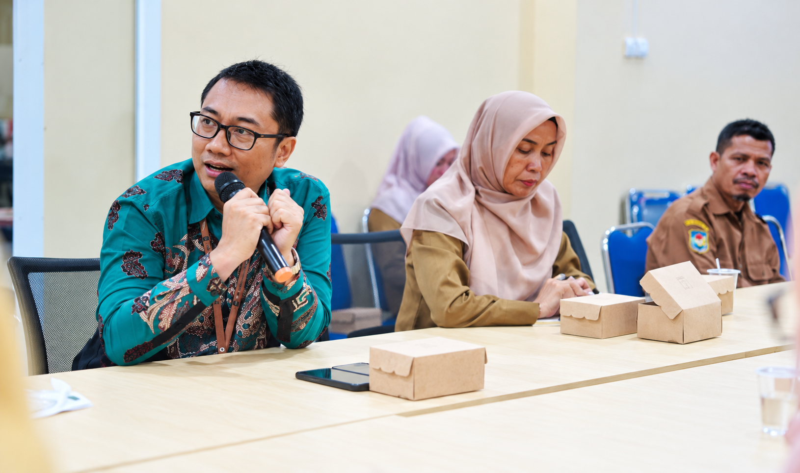 Adi Prayuda, Dosen FEB UNIZAR dan Kepala Biro Humas, Kerja Sama, dan Alumni UNIZAR